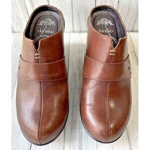 Dansko Womens 37 EU 6.5 US Raina Distressed Brown Leather Bohemian casual/dress.